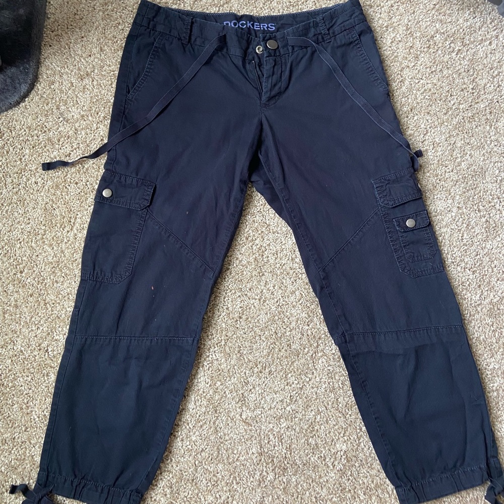 Dockers cargo capri pants